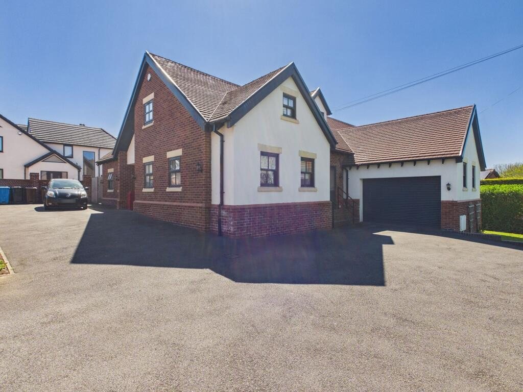 Pastures Hill, Littleover, a four bedroom detached home sold by Option Estates